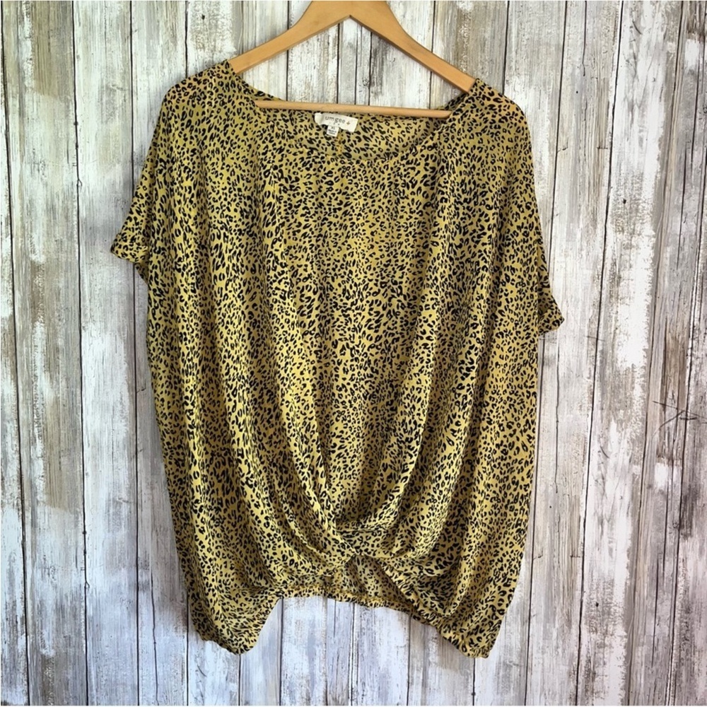 Umgee Yellow Animal Print Blouse - Picture 1 of 5